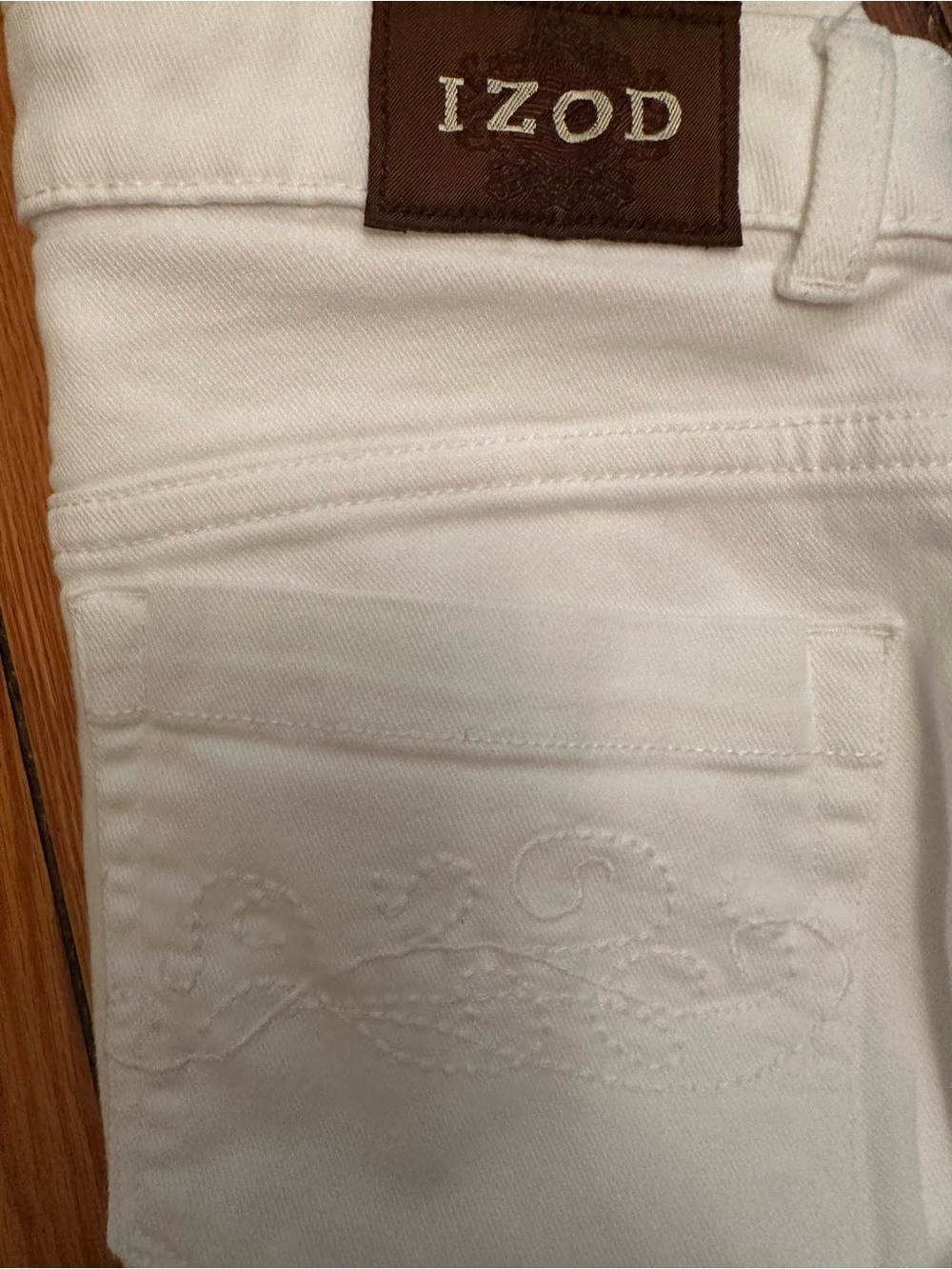 IZOD Just Right Crop White Stretch Crop Jeans Capris Size 8 Classic Summer  1161 - Picture 4 of 8